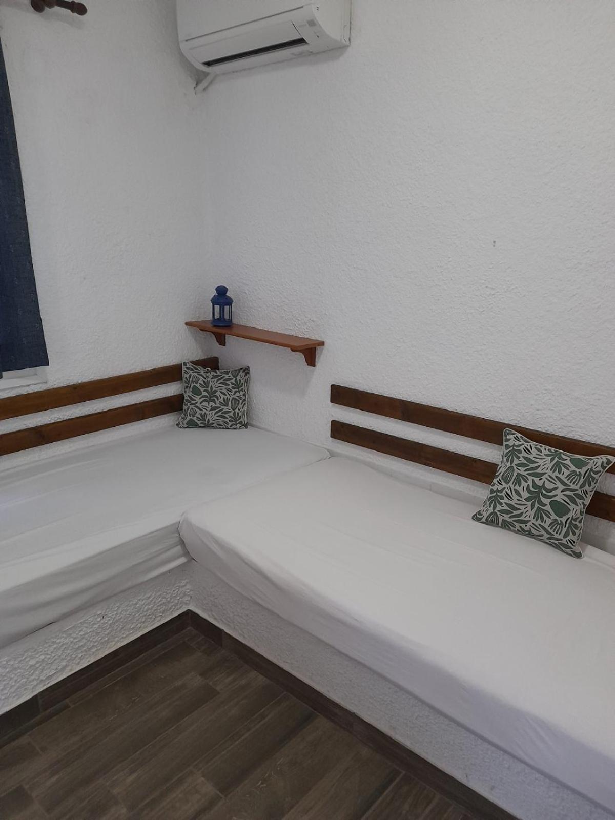 Cortessa Apartments 니키티 외부 사진