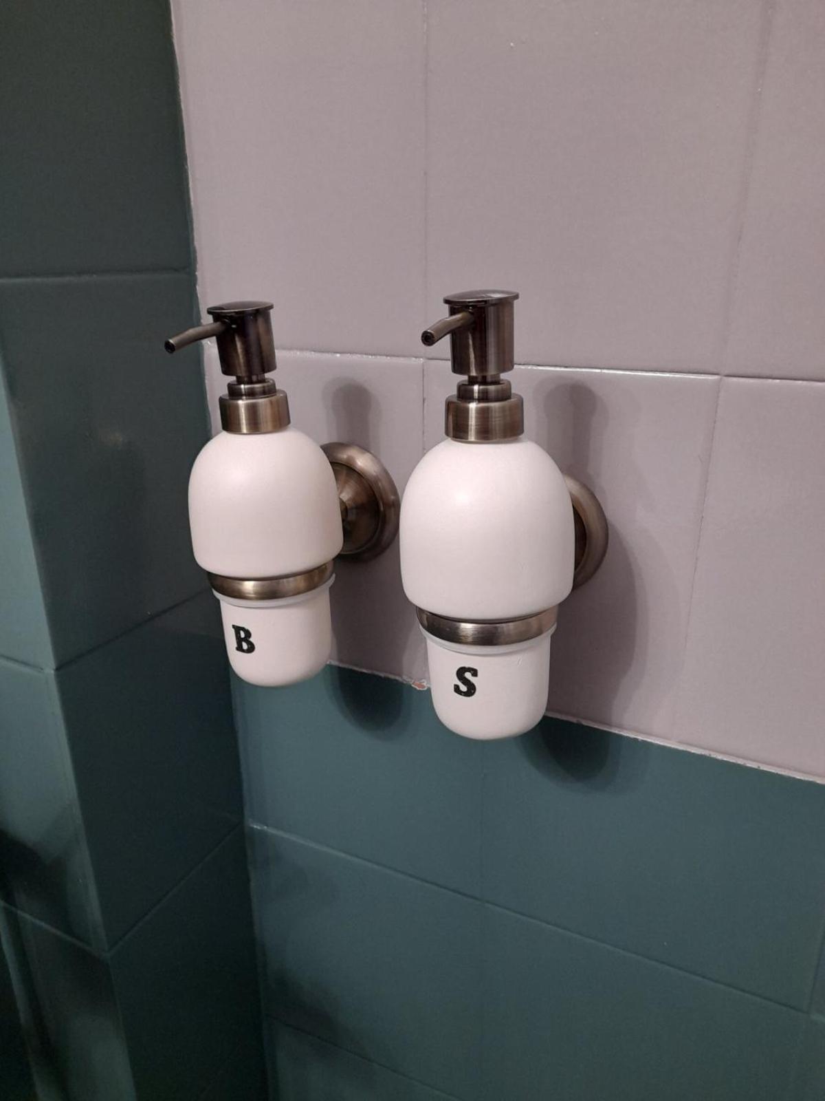 Cortessa Apartments 니키티 외부 사진