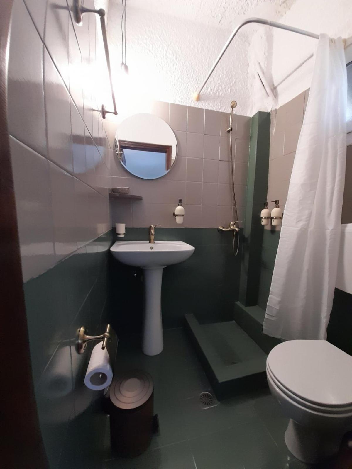 Cortessa Apartments 니키티 외부 사진